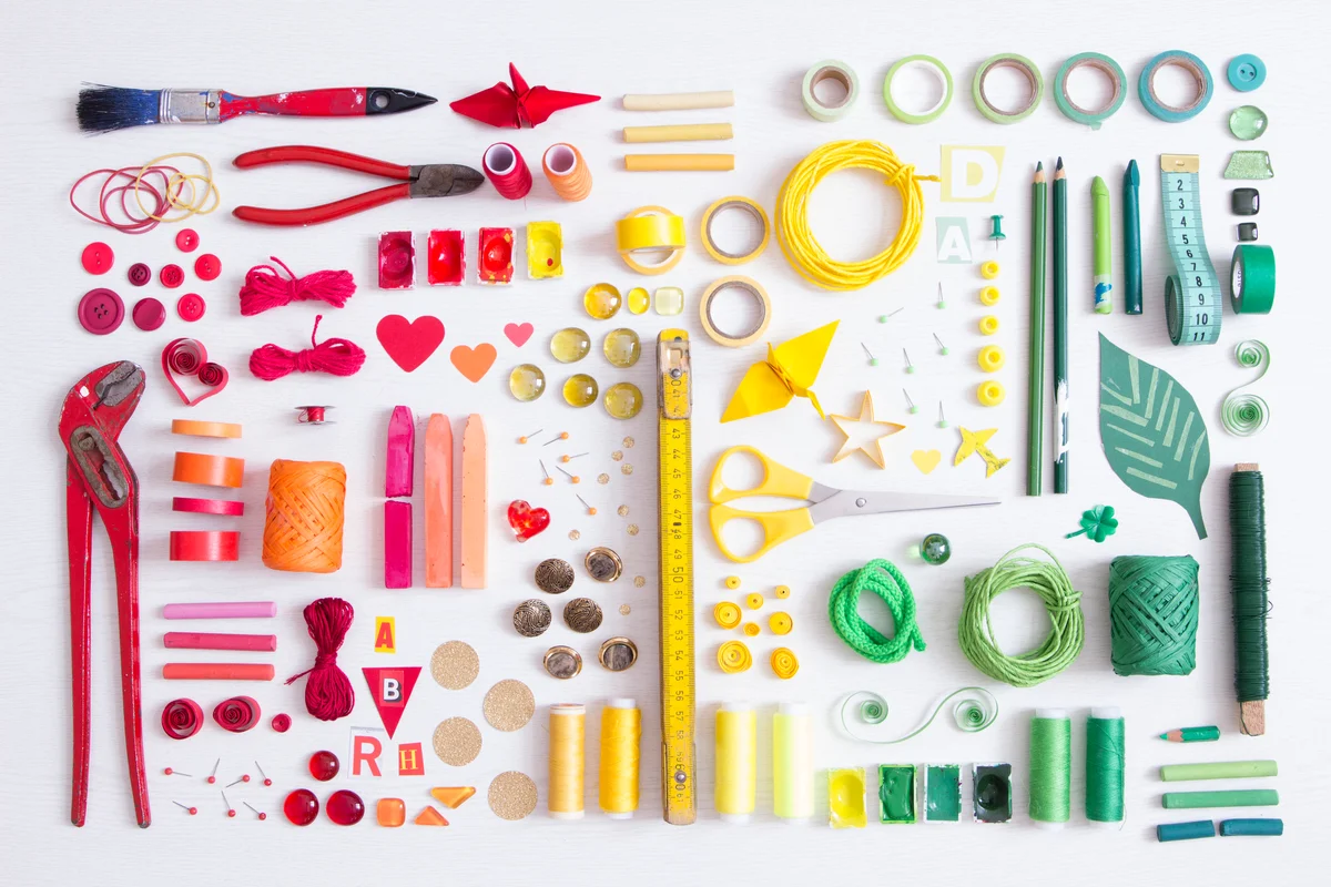 Assorted items for serving tray game