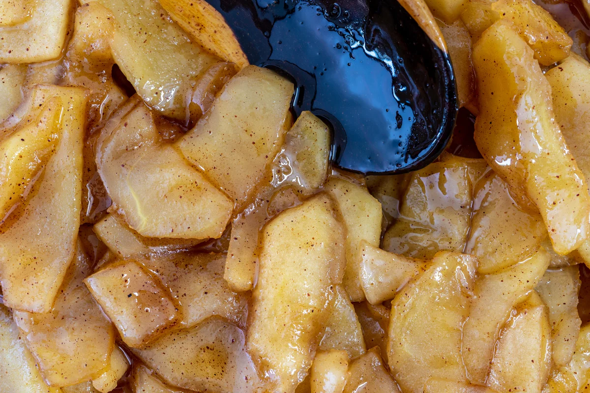 cinnamon apples