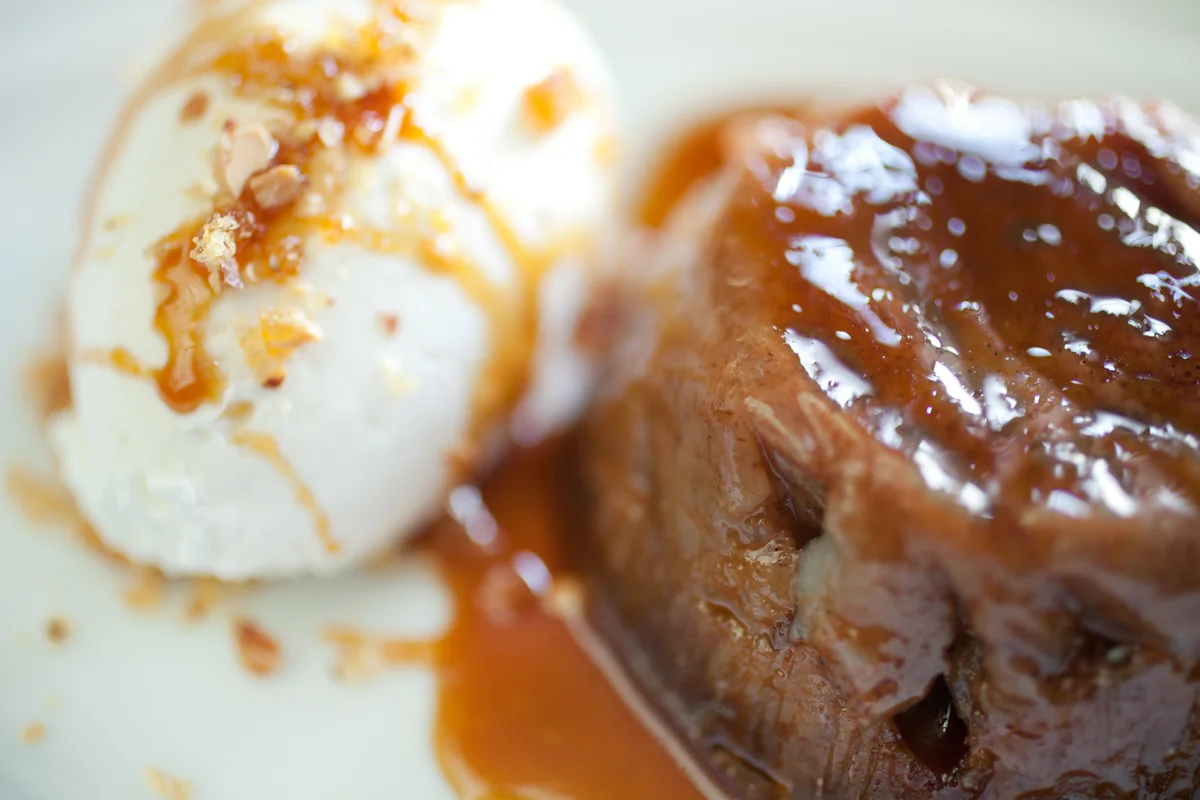 sticky toffee pudding