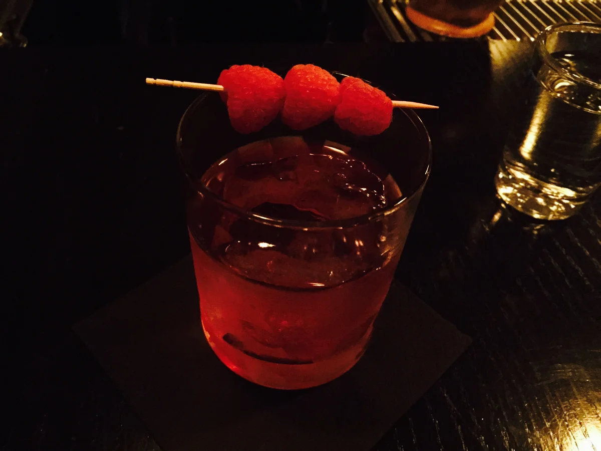 raspberry shrub negroni