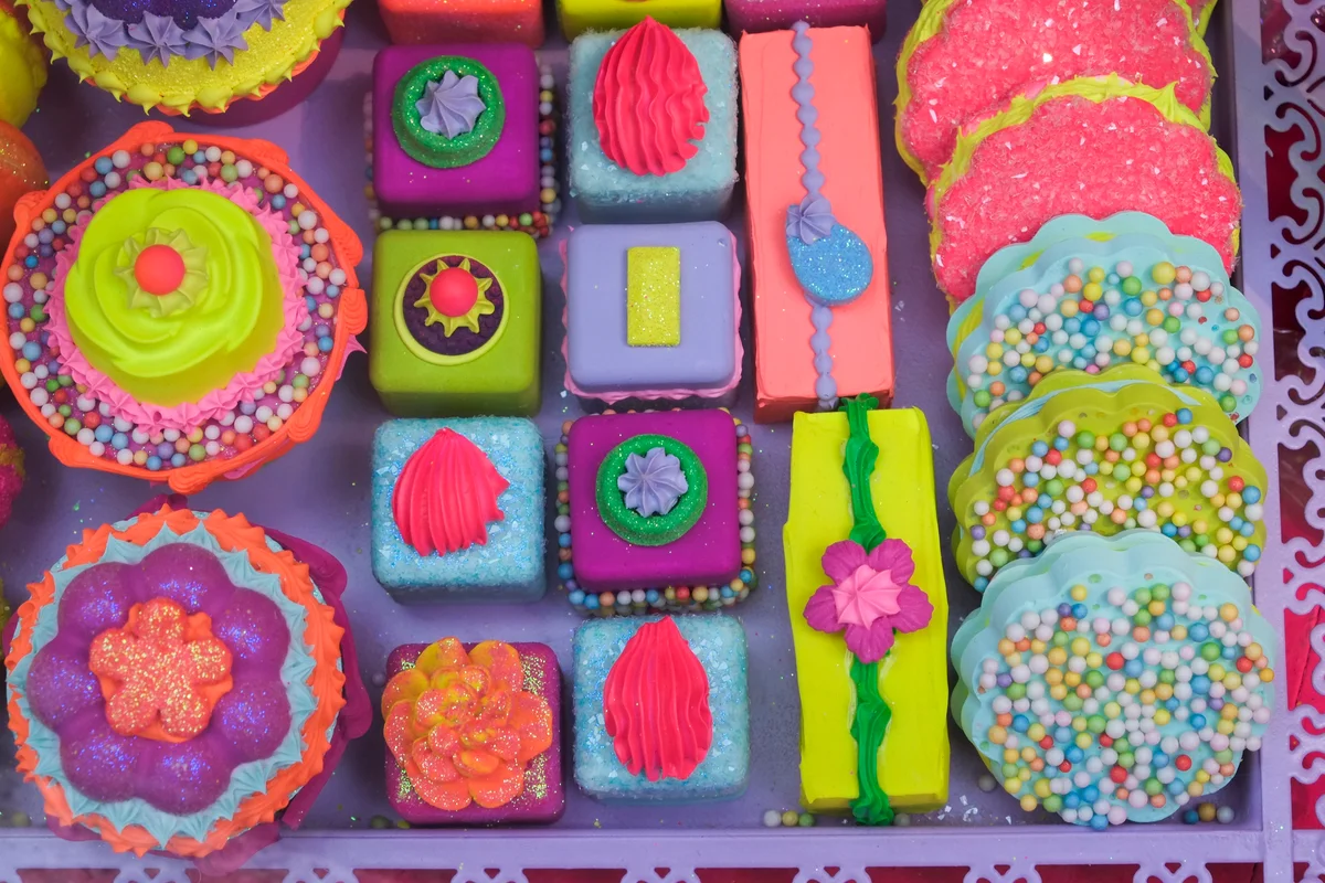 Neon treats