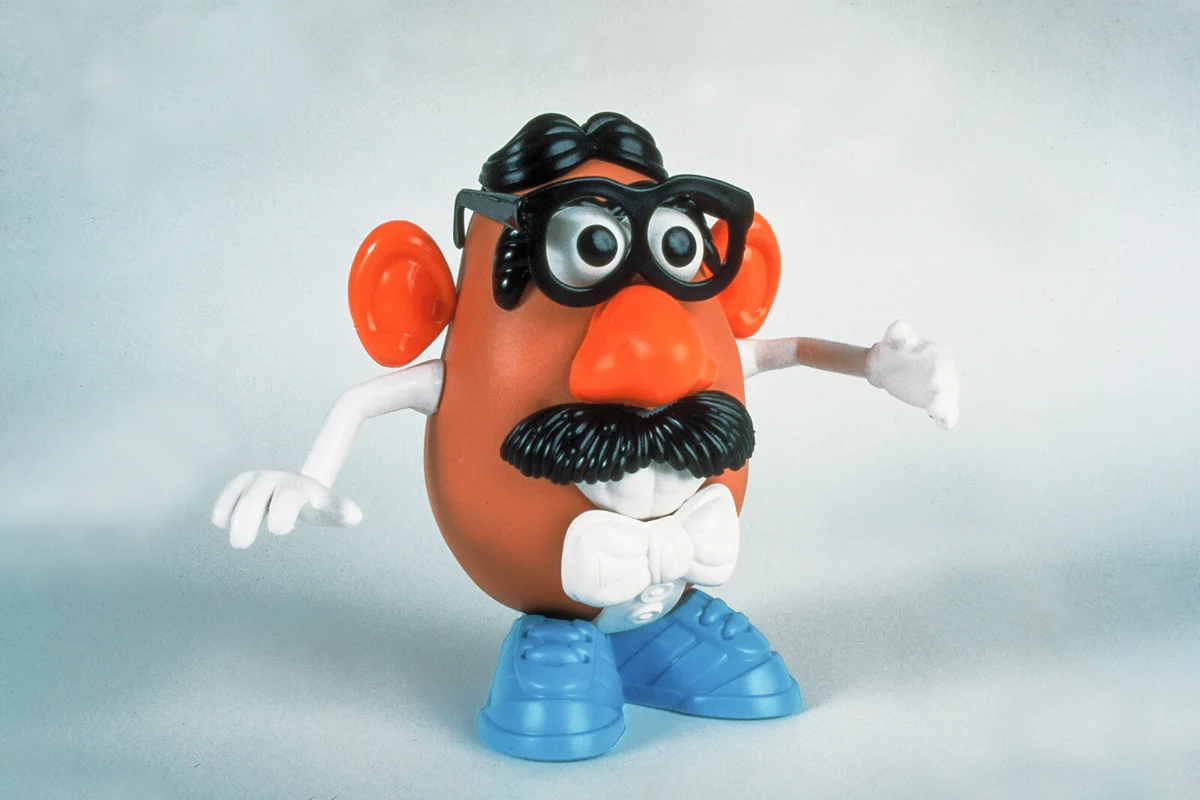 Mr. Potato Head toy w. detachable accessories