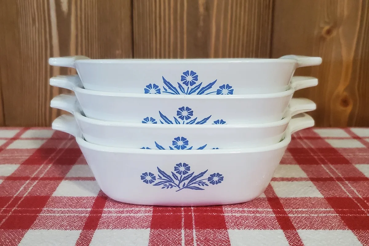 SET of 4 Corning Ware Cornflower Blue Petite Dishes