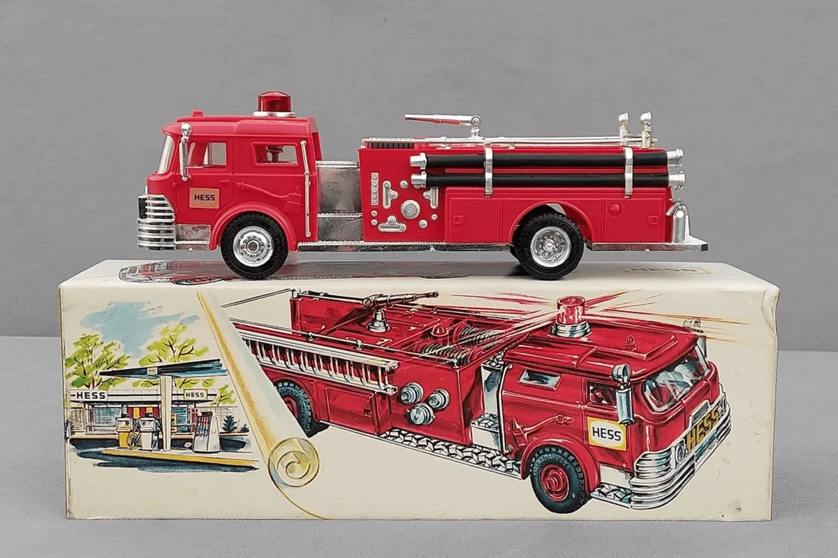 Hess truck 1970 71 fire engine Pumper