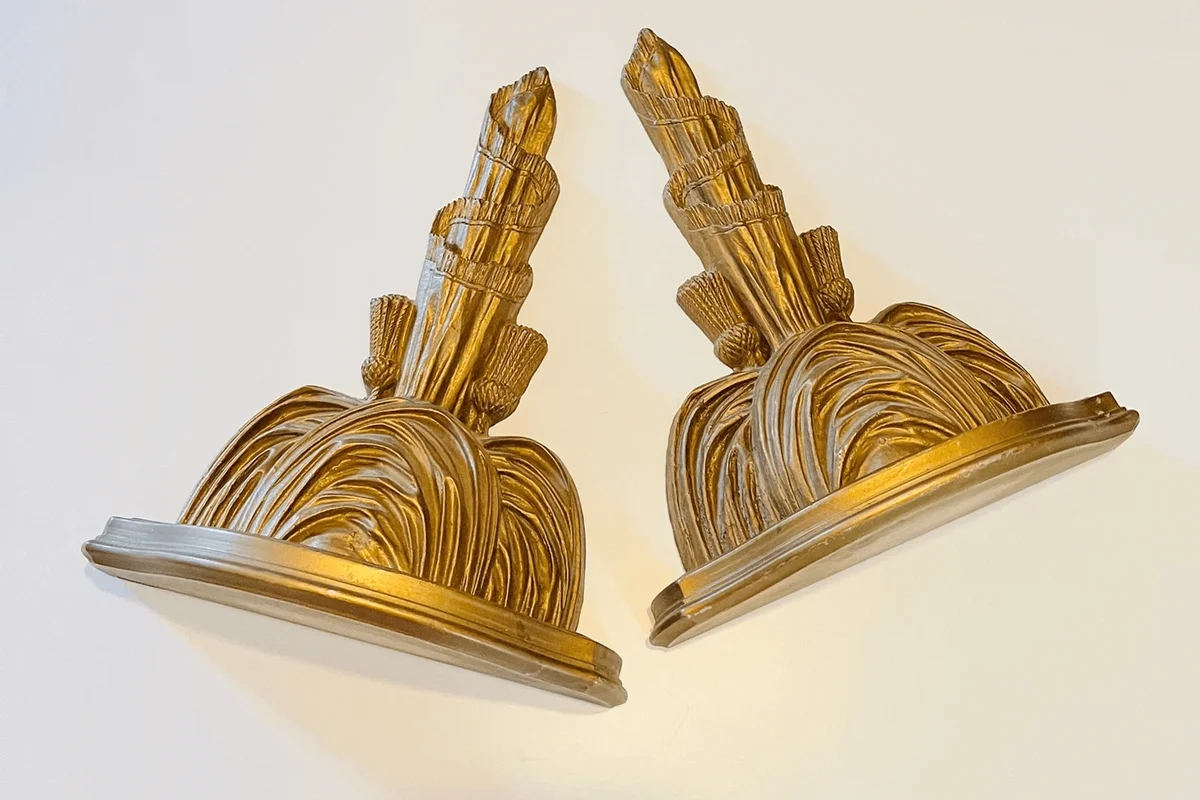 SYROCO Wood Hollywood Regency Heavy Ornately Carved Gold Gilt Wall Shelf with Tassels