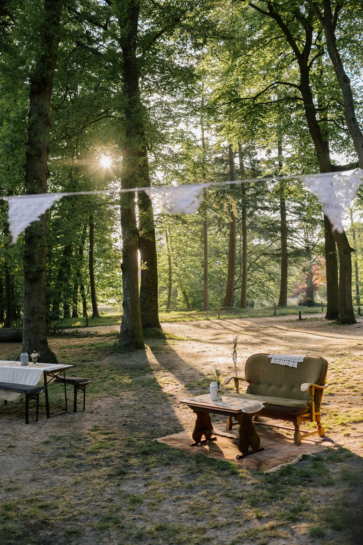 cozy wedding decor