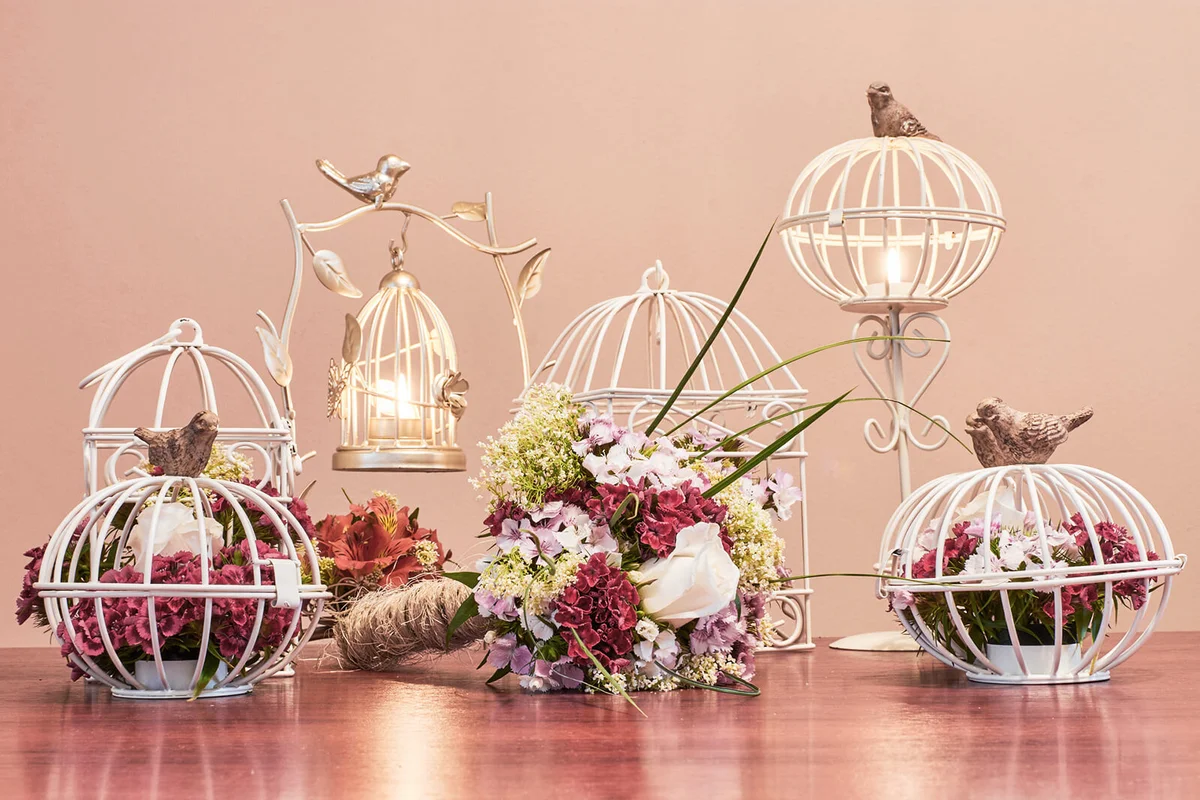 Bird cage flower arrangement vintage wedding decorations