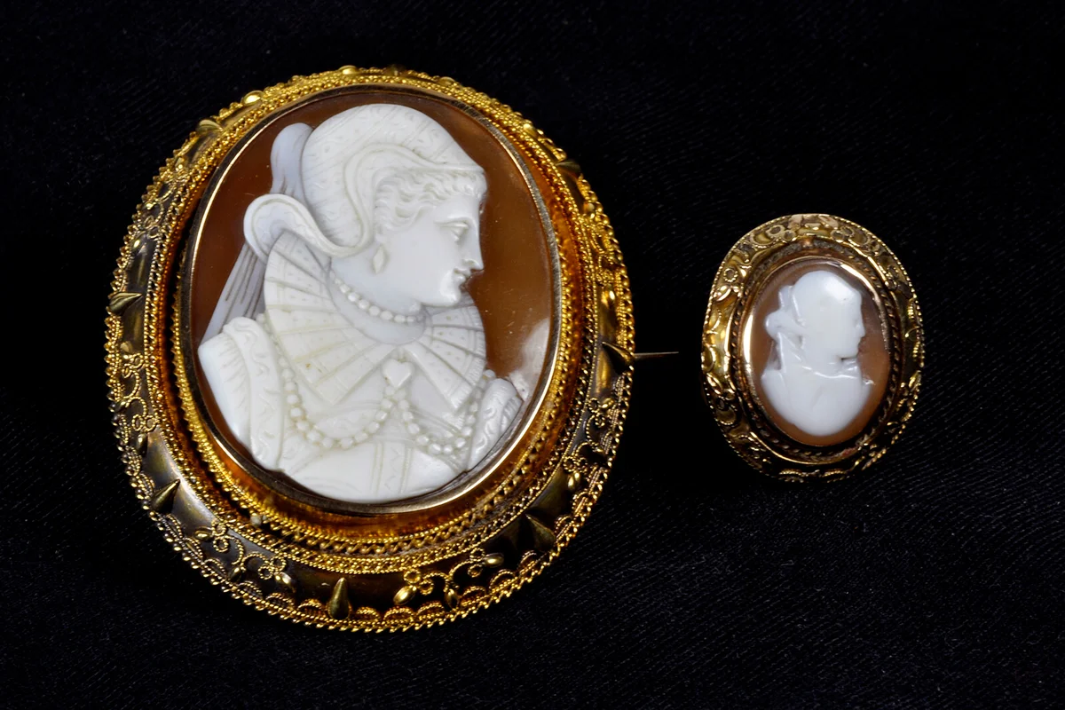 Antique brown and gold cameo broach