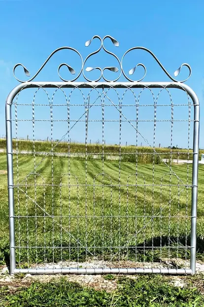 Galvanized Double Loop Woven Wire Old Fashioned Yard Gate