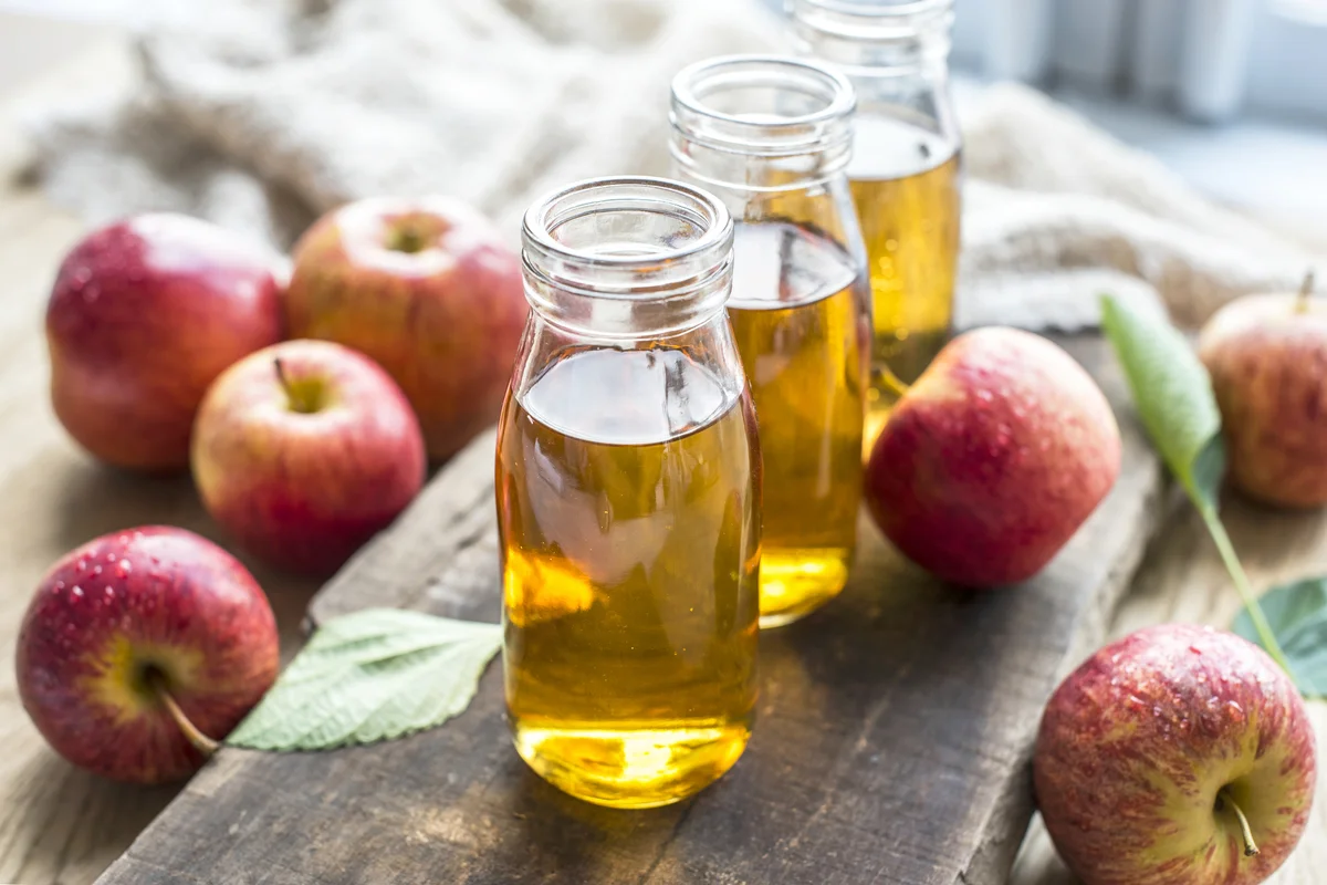 Fresh apple juice