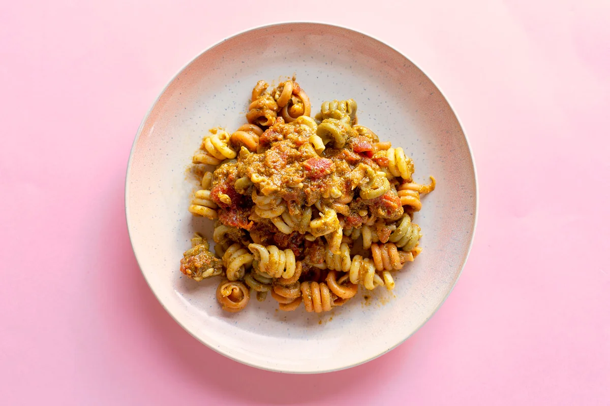 Trottole with pesto rosso