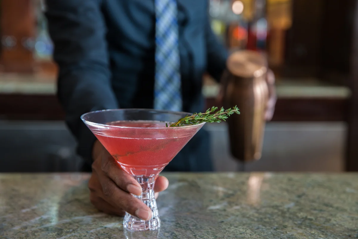 fuchsia flirtini mocktail