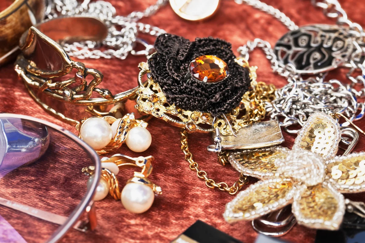 second hand jewelry