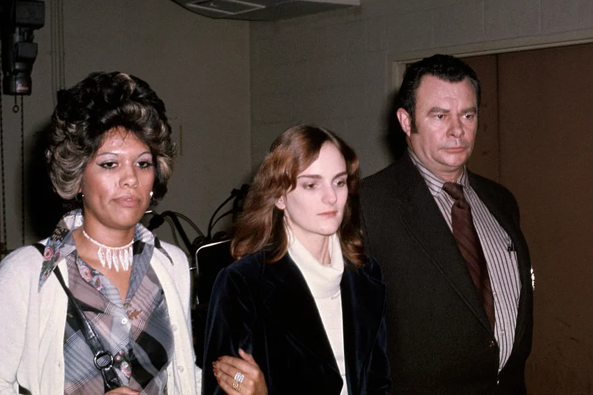 Patty Hearst Leaving for Federal Court