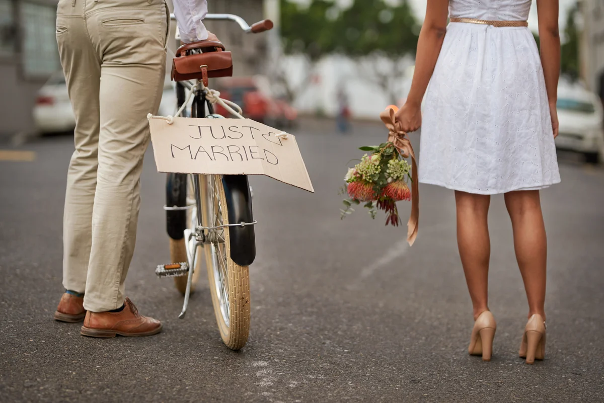 just married sign on a bicycle