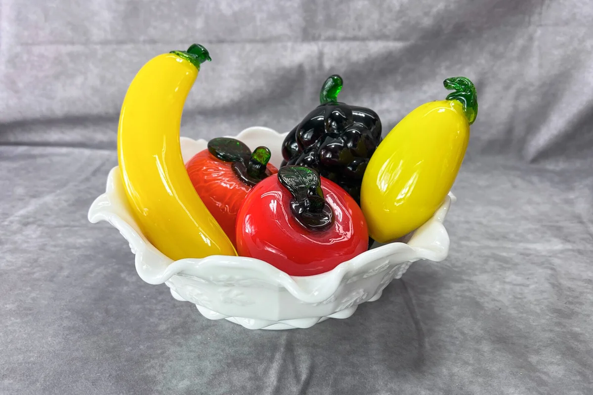 Vintage Set of 5 Handblown Art Glass Fruit