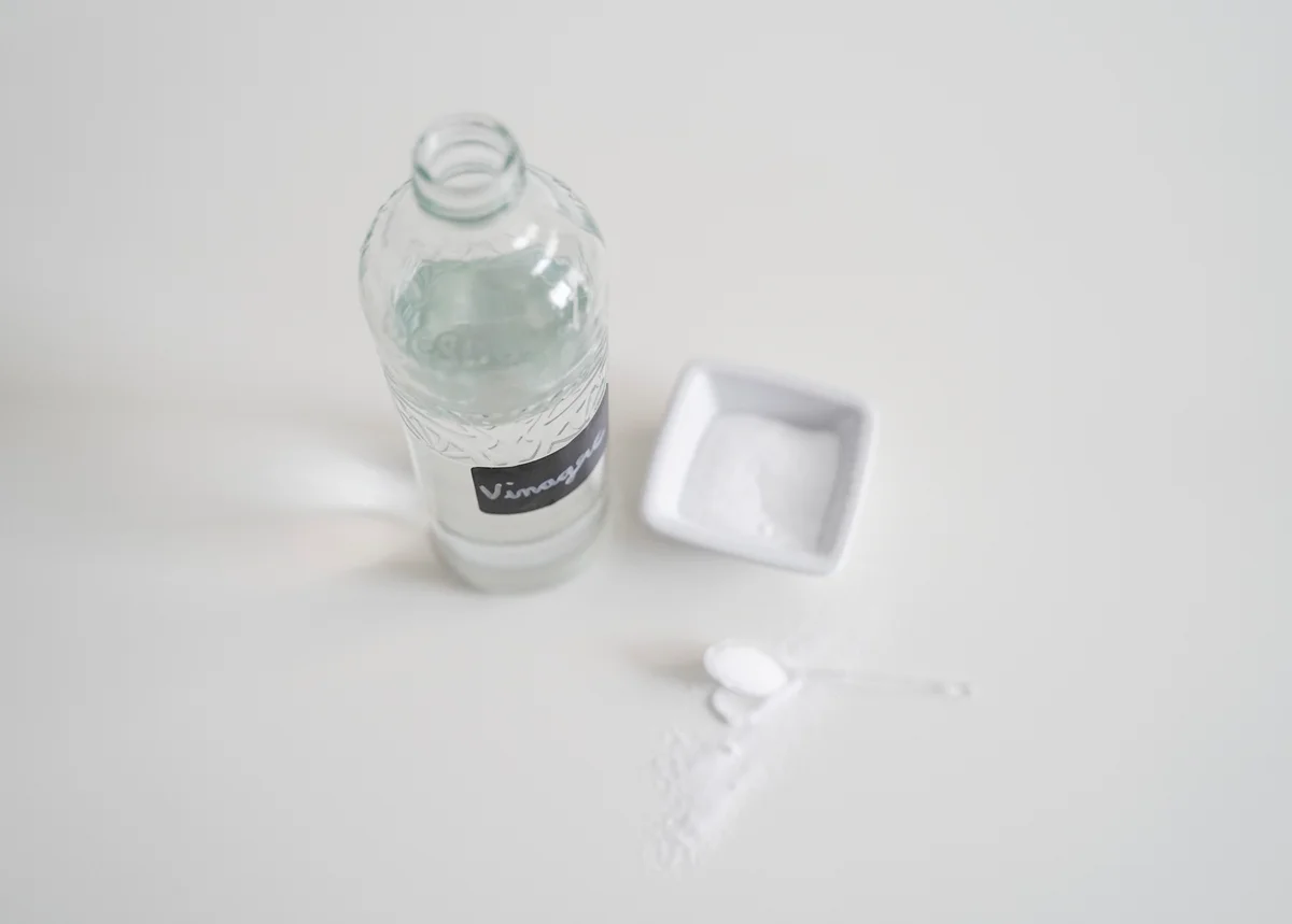 vinegar for cleaning