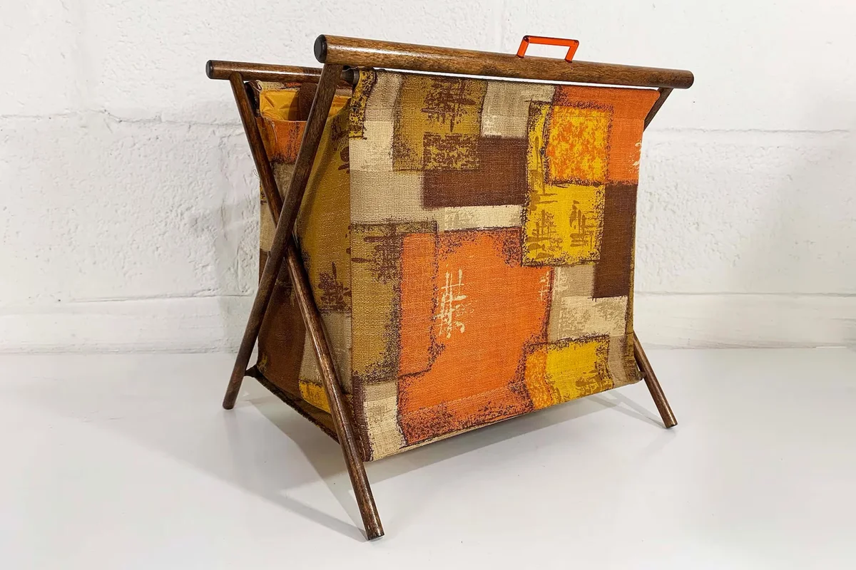 Vintage Knitting Basket Sewing Crocheting Bag Rack Magazine