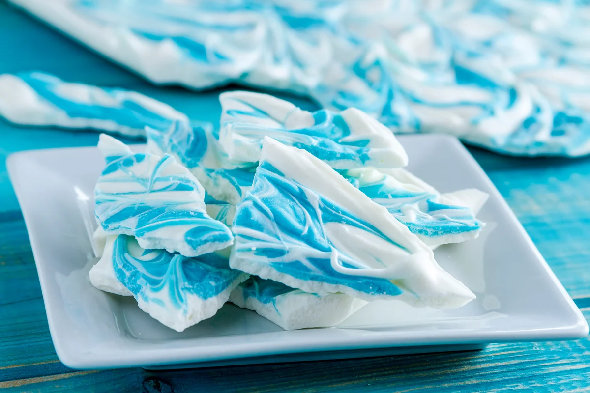 White Chocolate and Blue Vanilla Candy Bark