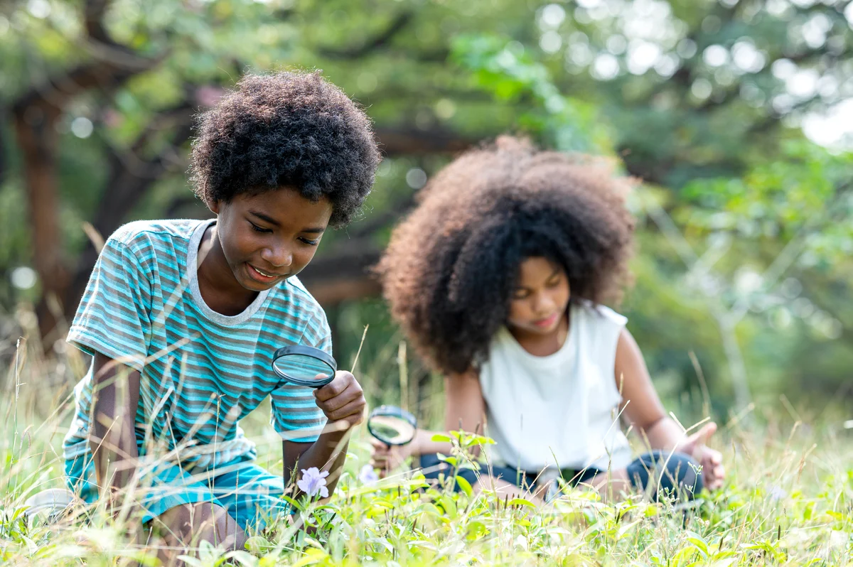 kids doing science
