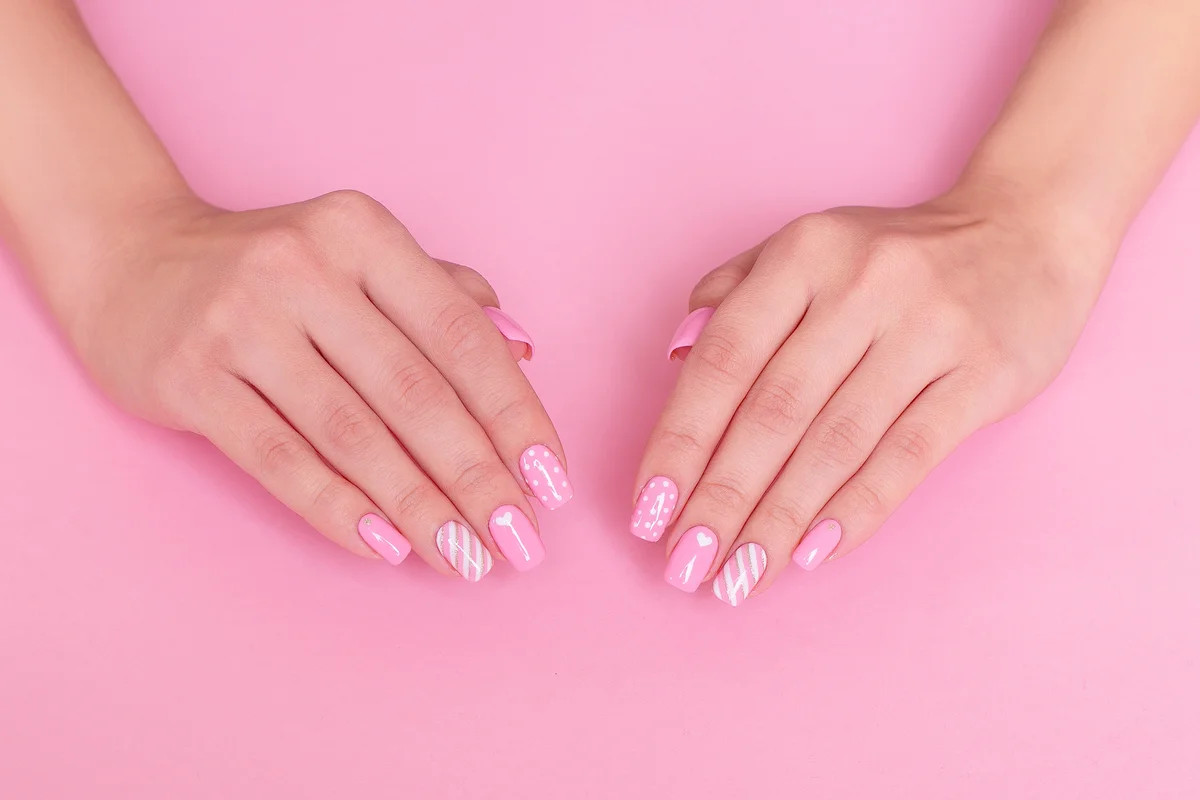 Pink striped nail design