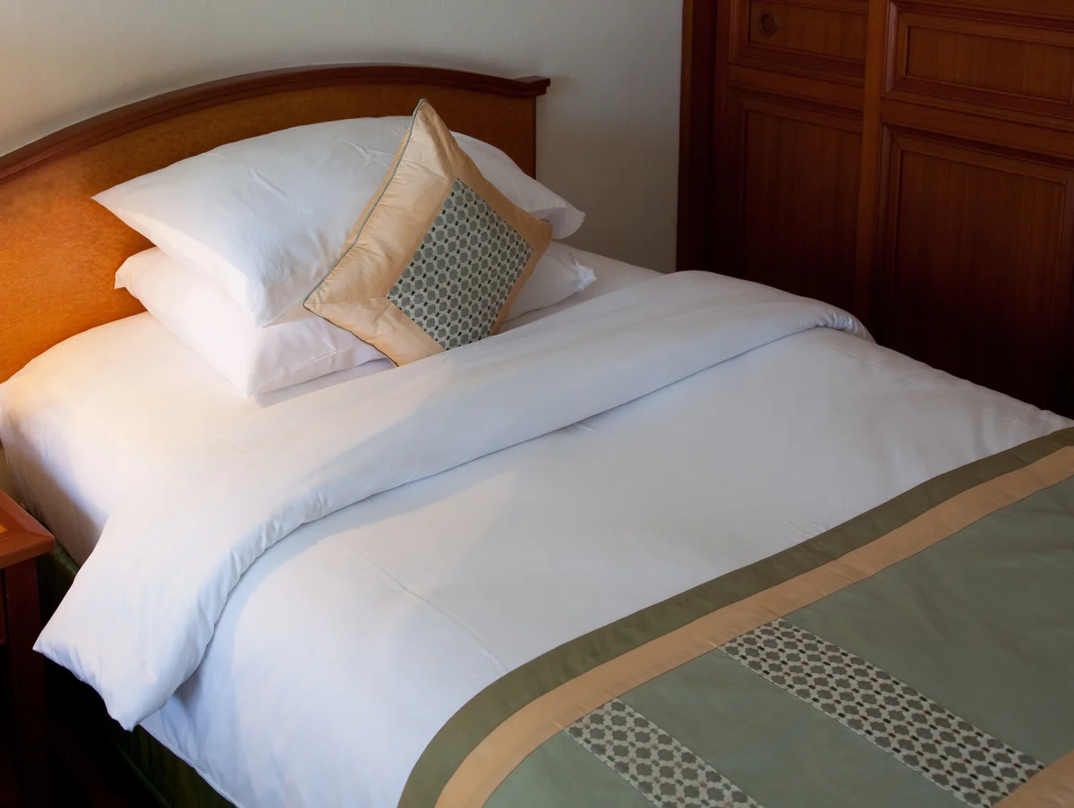 twin bed