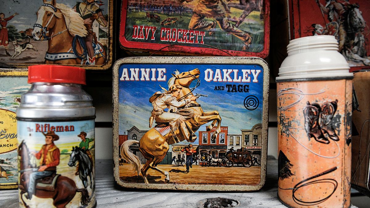 7 Vintage Metal Lunch Boxes That Could Be Worth a Fortune
