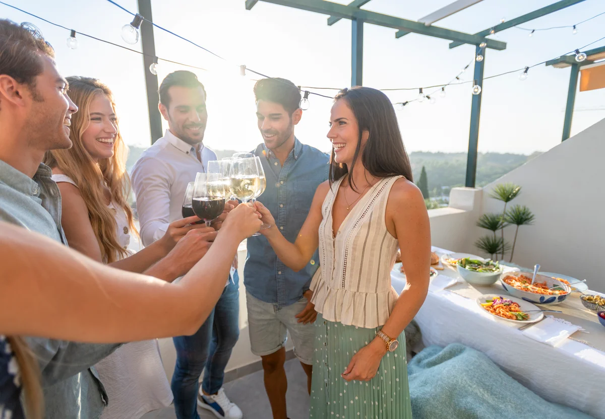 30 somethings at an organized social event