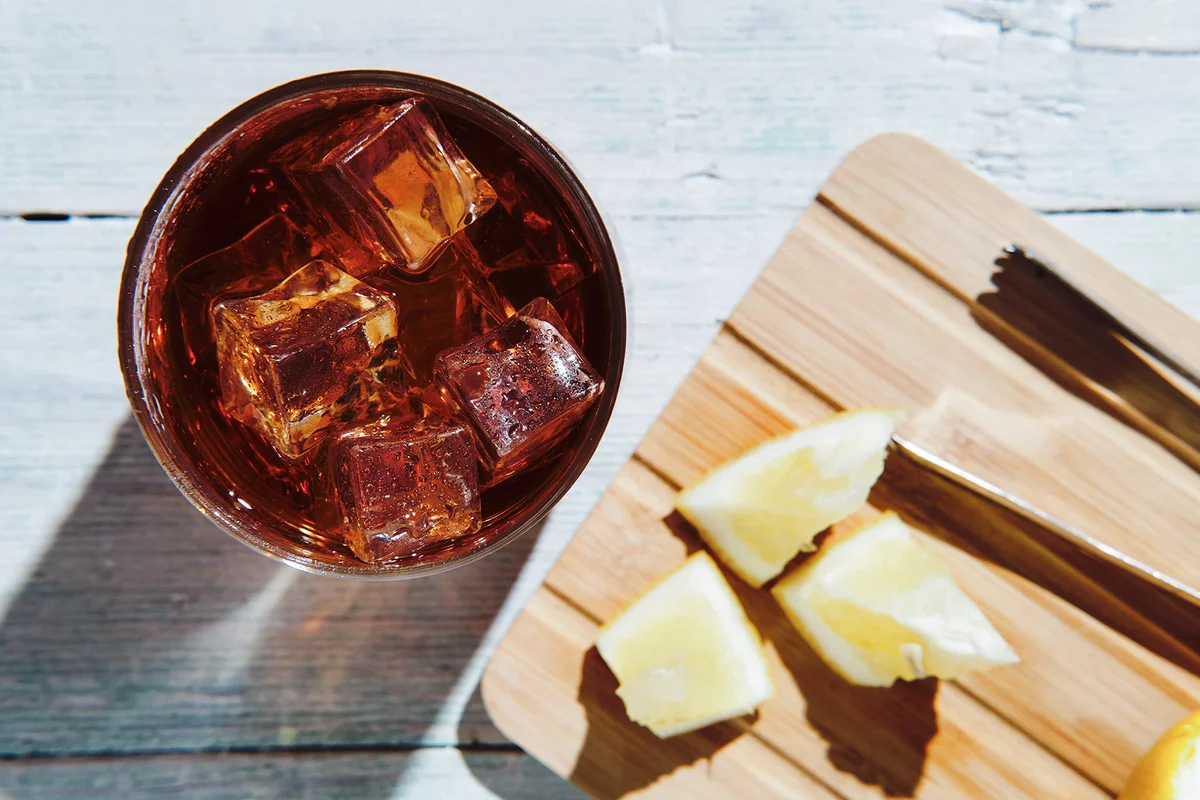 Very cold drink with ice and lemon
