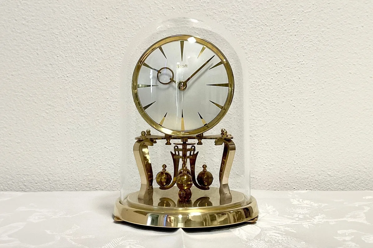 Kundo anniversary watch with glass dome