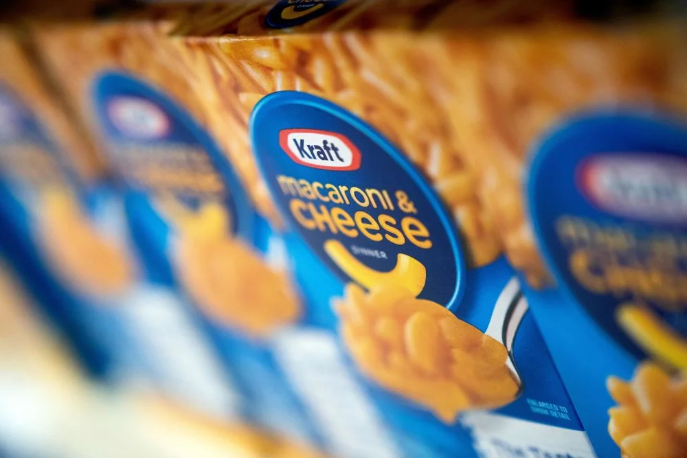 Kraft box macaroni and cheese is displayed on a shelf at a grocery store in Washington, DC, on February 15, 2023. - Retail sales in the United States rebounded in January, government data showed Wednesday, logging the biggest gain since early 2021 as policymakers watch for signs that consumer spending is cooling in the longer run.