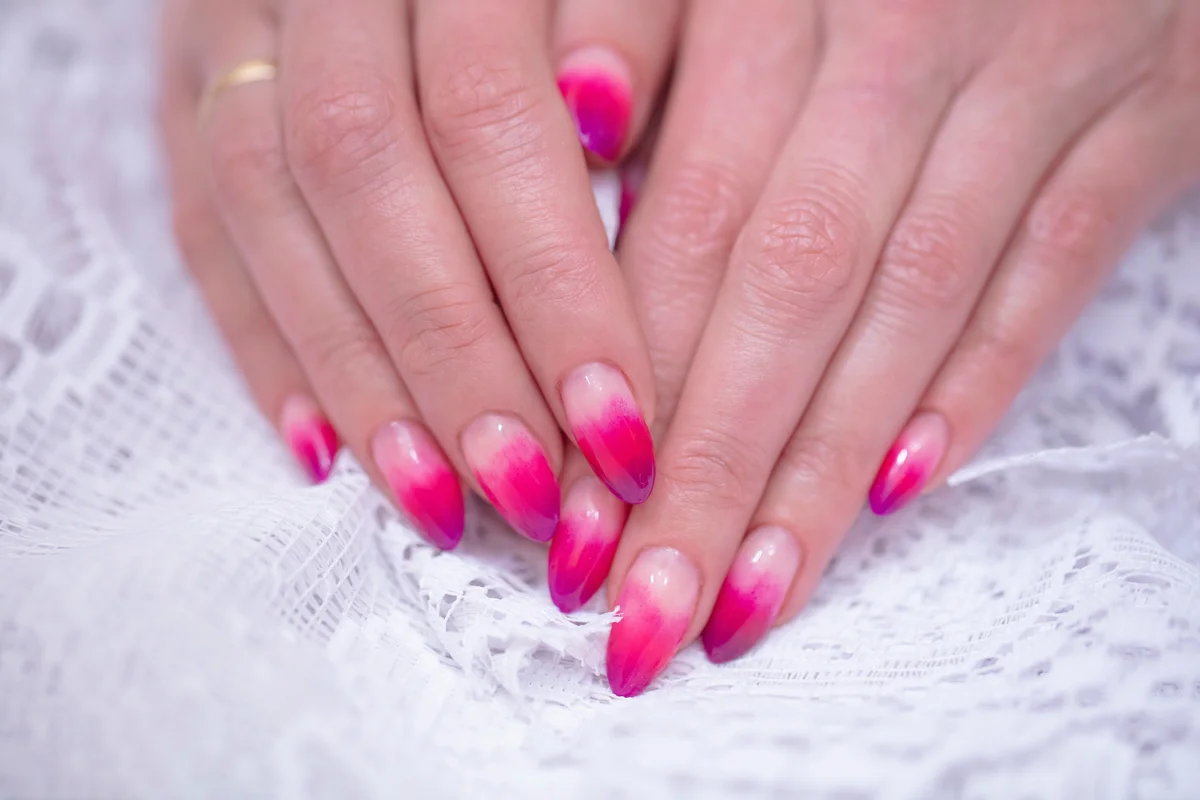 pink ombre nails