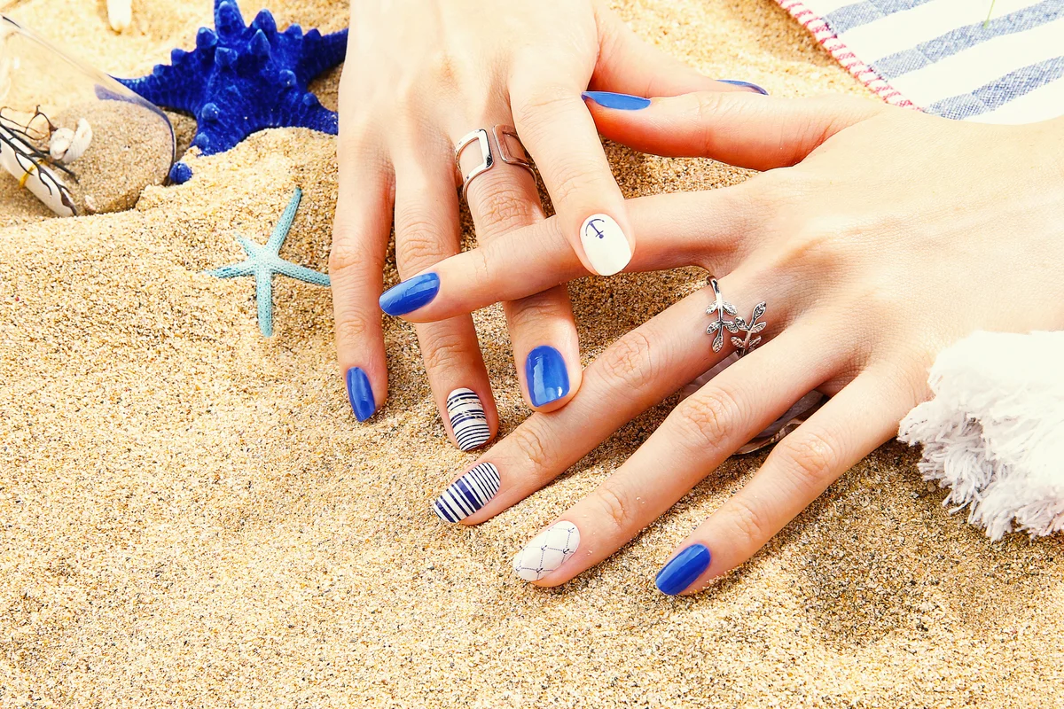 nautical theme nails