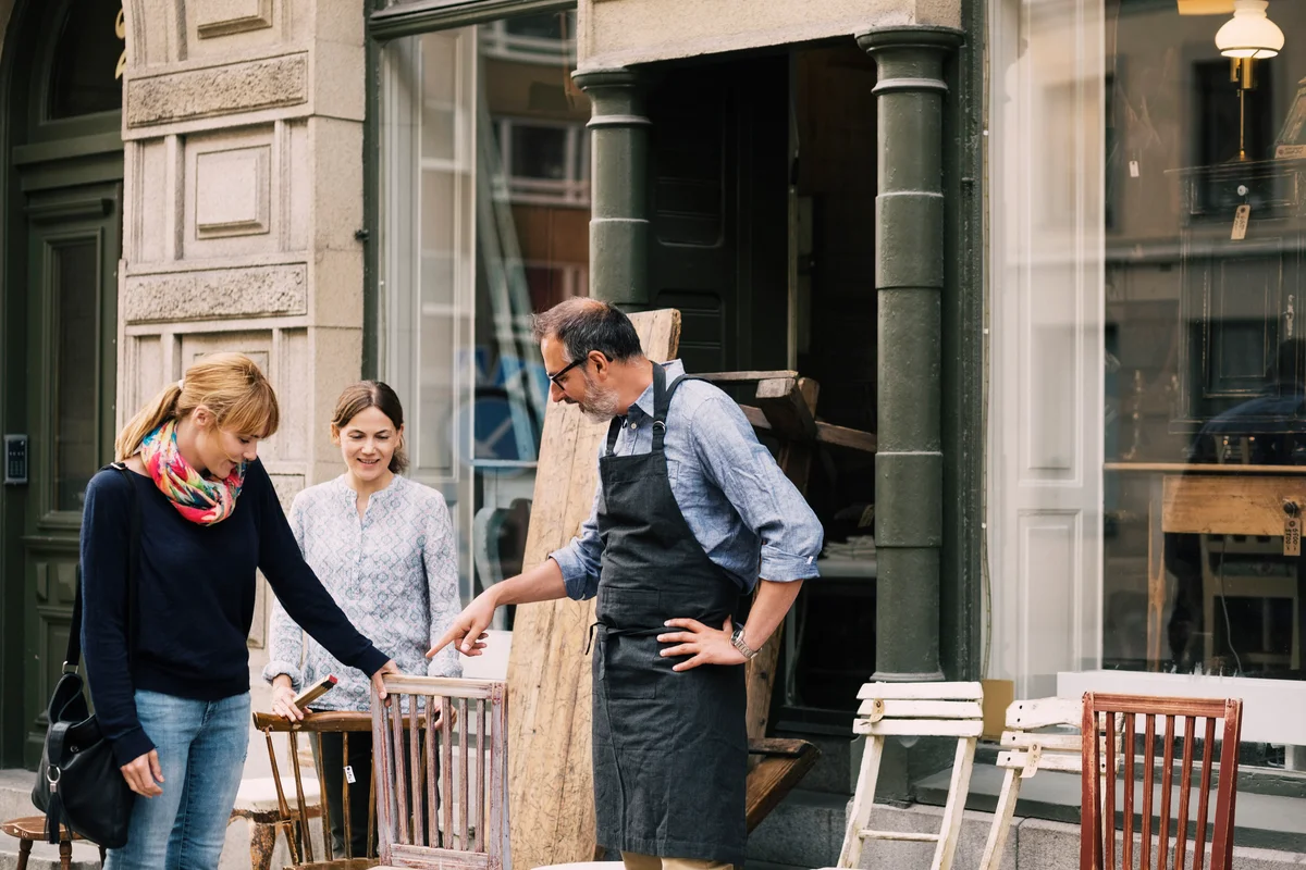 bargaining on antiques