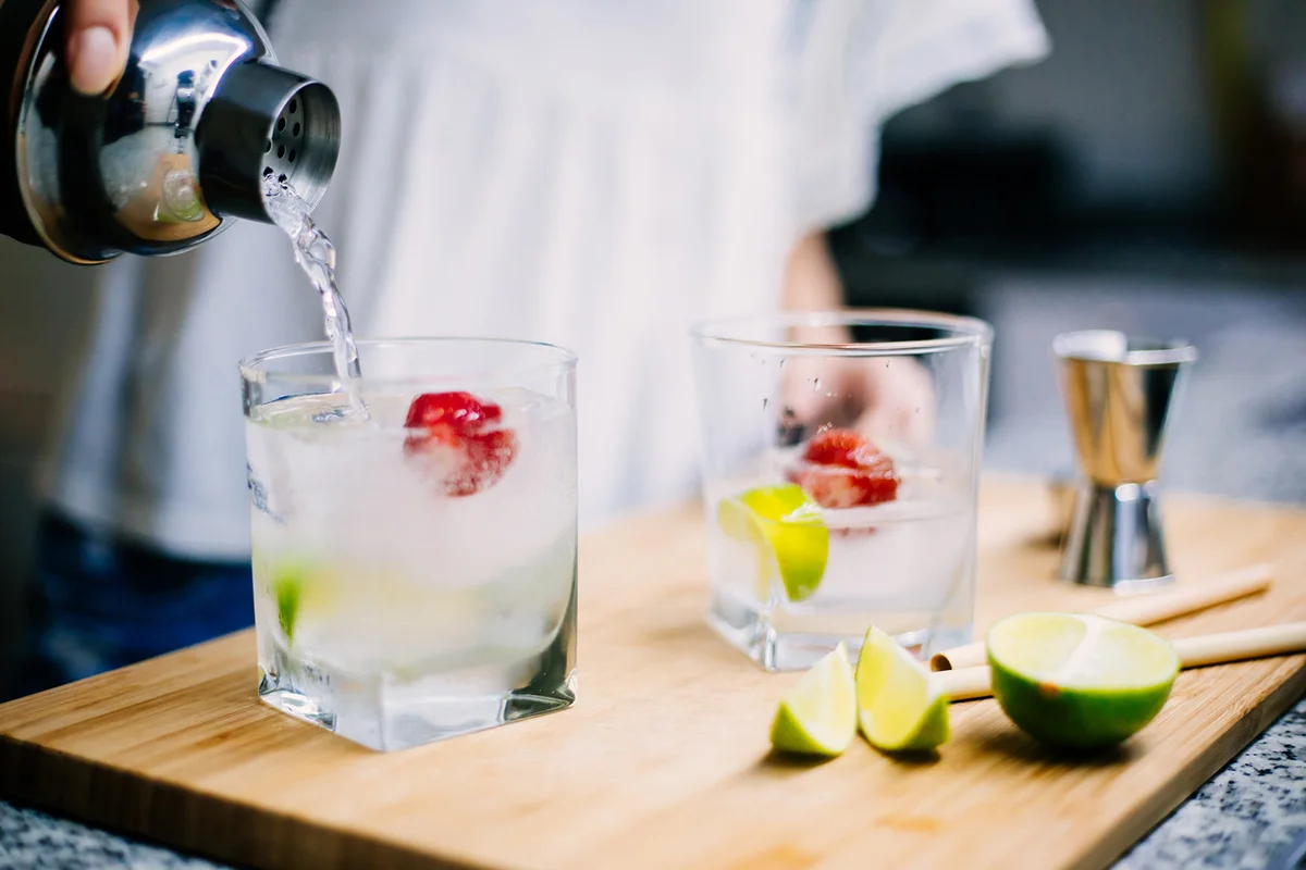 Making homemade gin and tonic