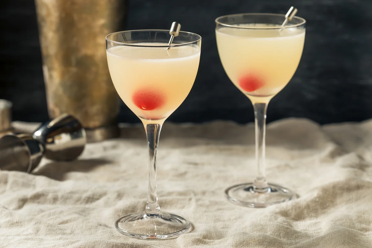 Refreshing Boozy Casino Cocktail with Gin Maraschino and Lemon