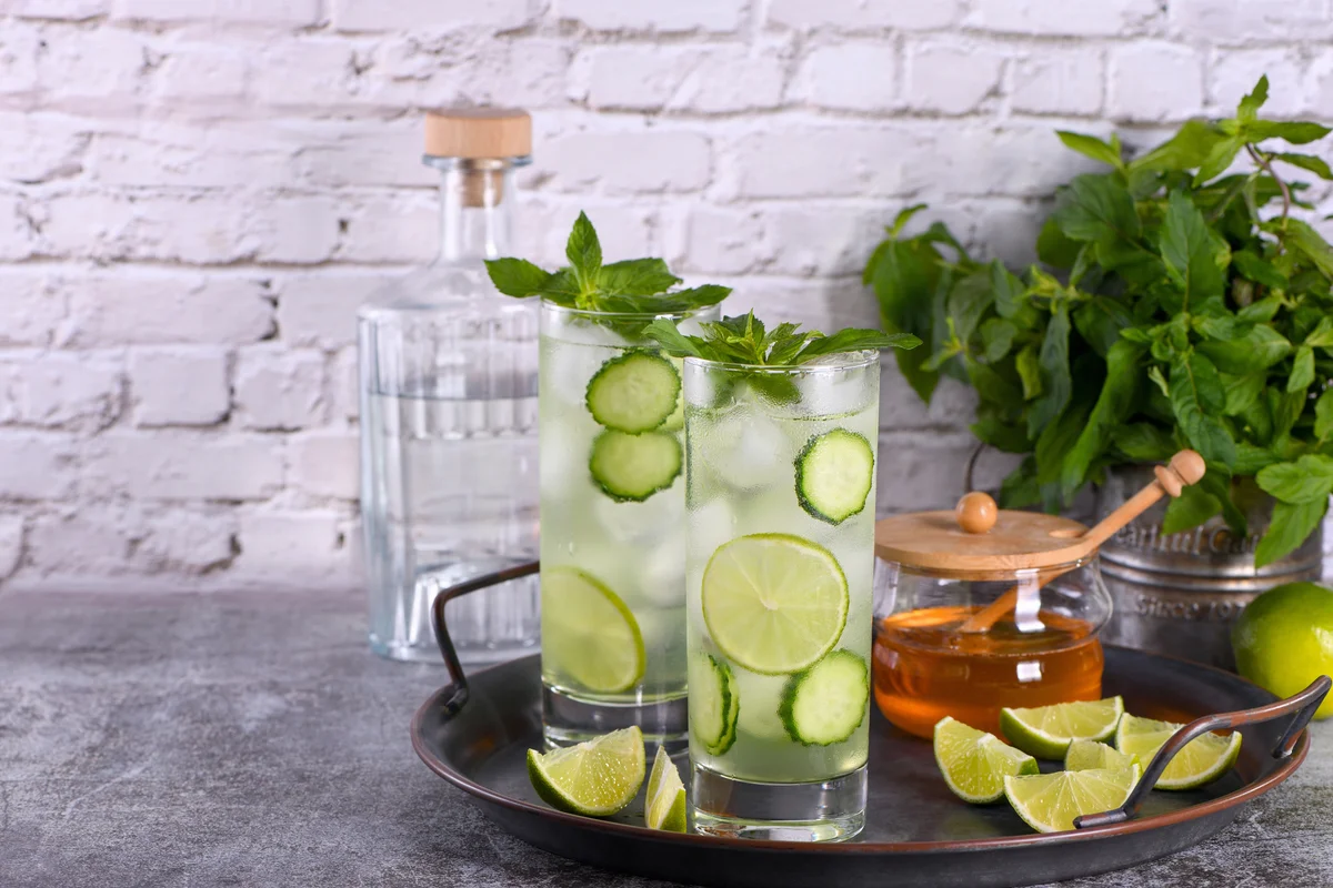 cucumber gimlets