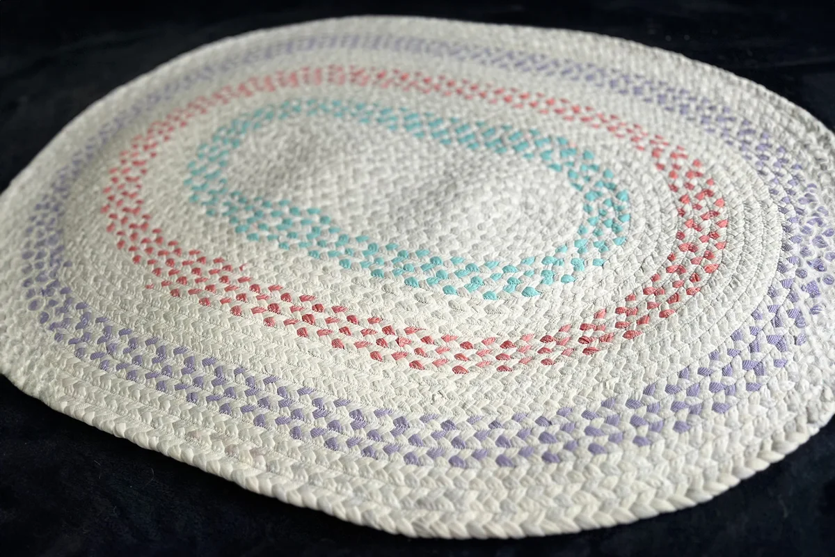 Oval rug 29 x 38.Handmade from t-shirts
