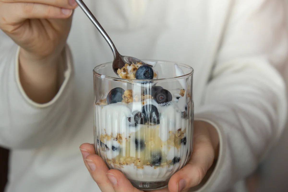 yogurt sundae