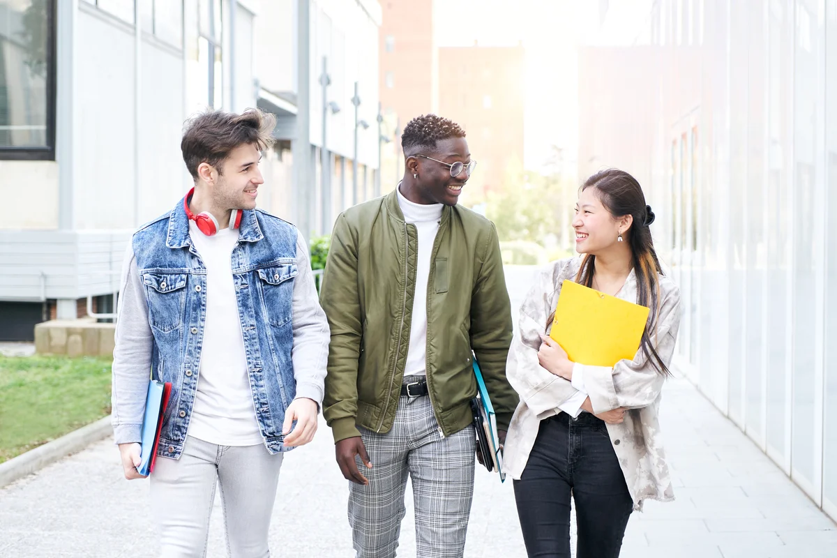 college students going to class