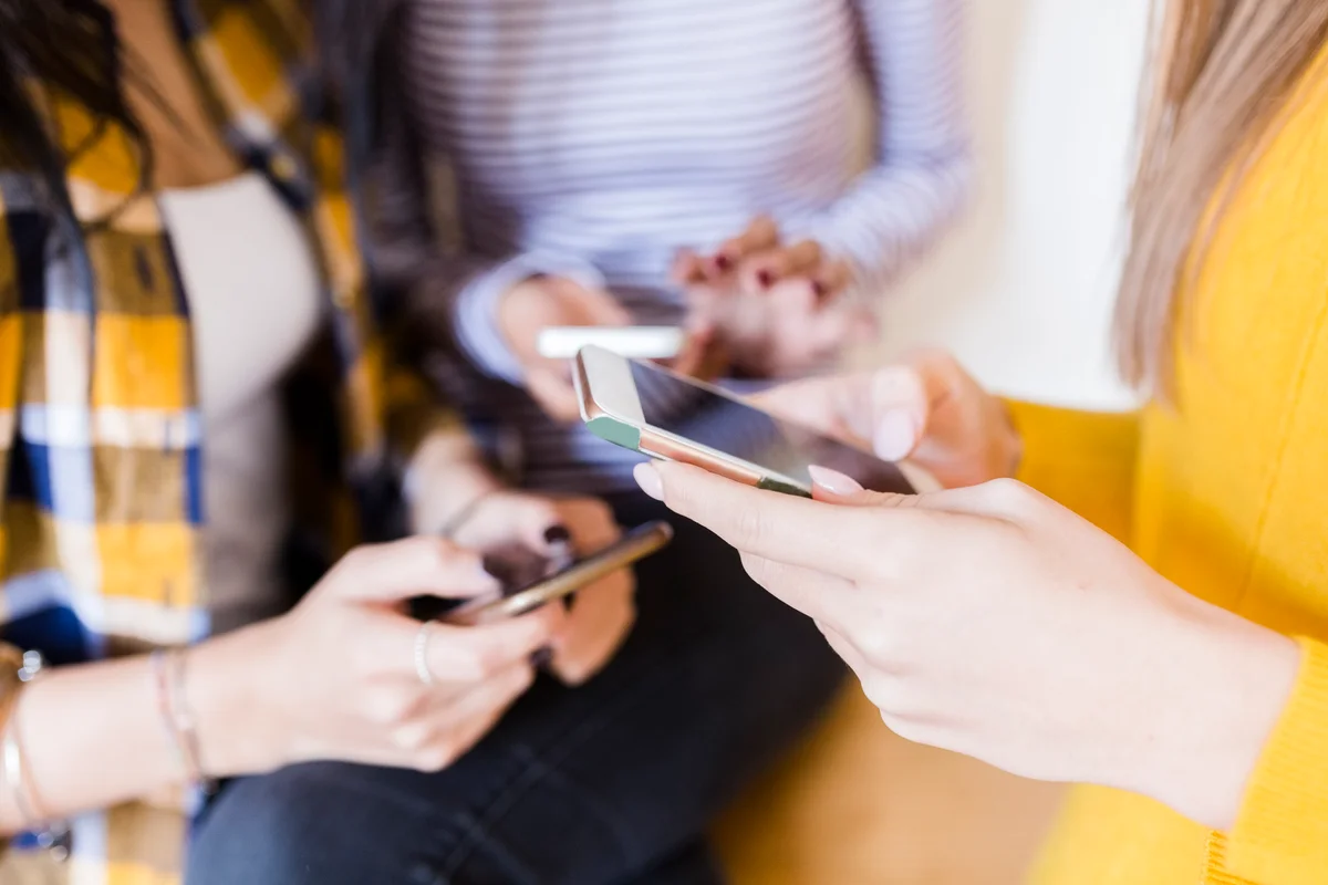 friends on phones
