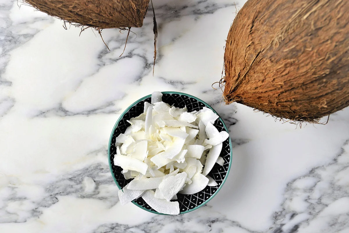 Dry coconut flakes on a plate