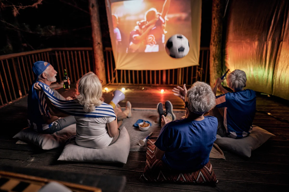 watching sports movie