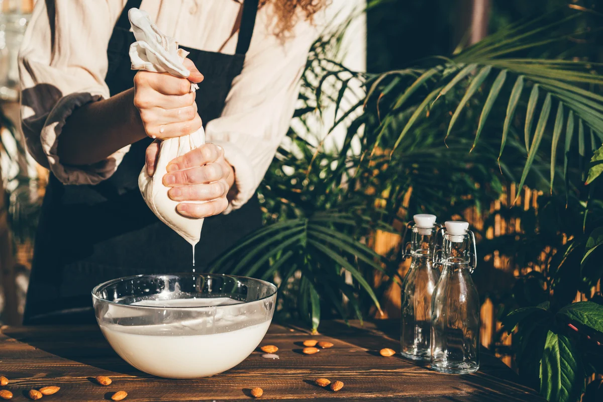 Home made almond milk