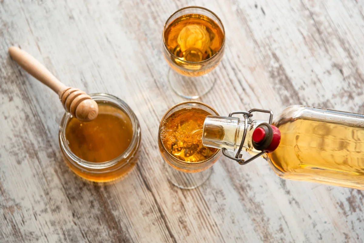 Golden leaf bourbon cocktail