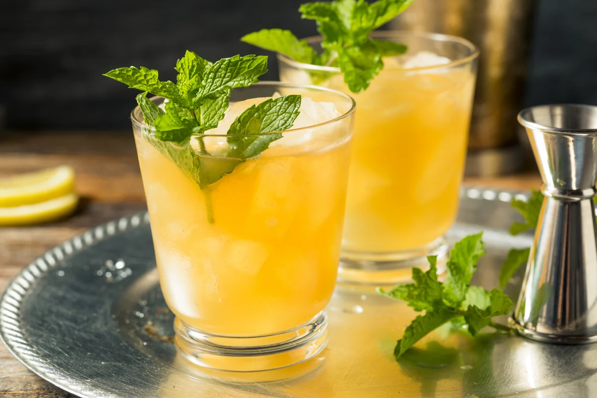 maple bourbon smash
