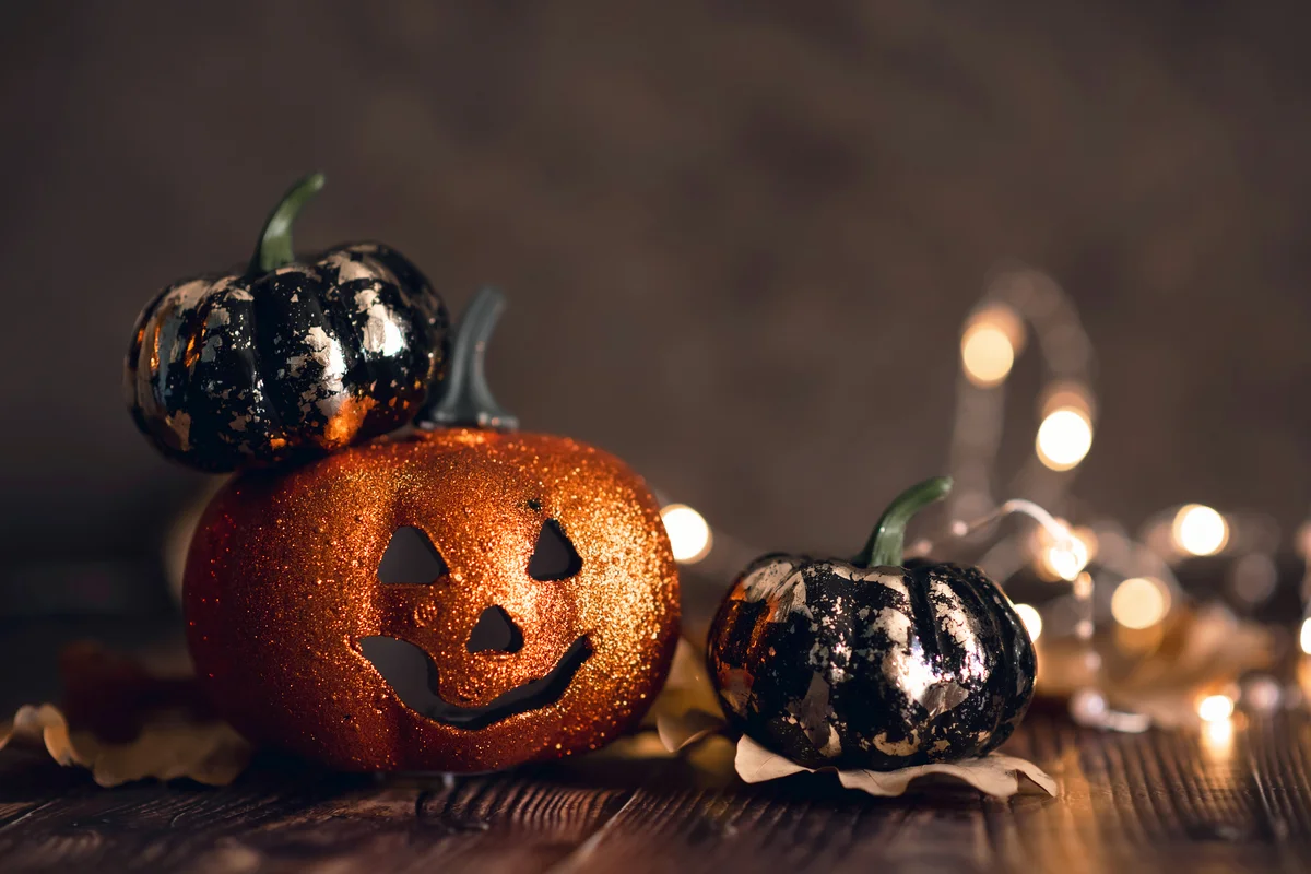 Glitter Halloween pumpkin with candlelight