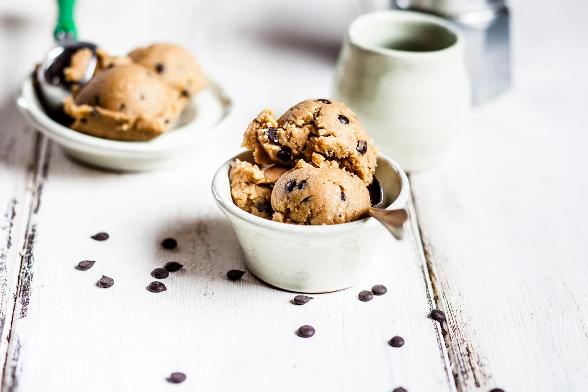 chocolate chip cookie dough