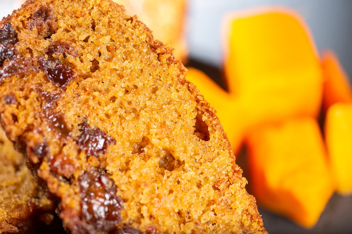 quick bread with sultanas