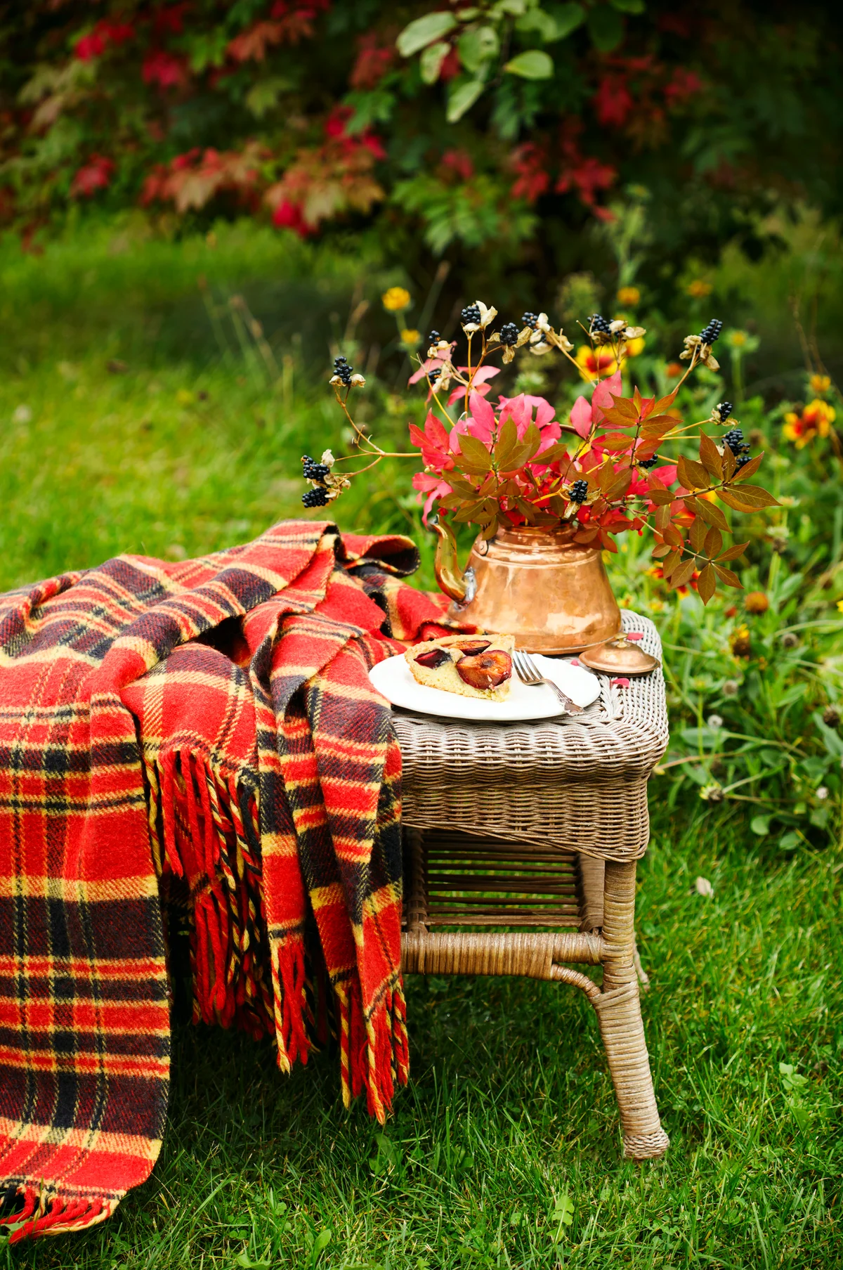 Fall wedding set up with cozy blanket